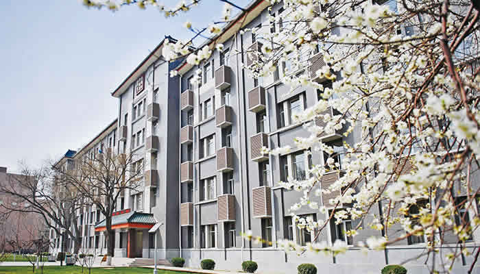 中国传媒大学